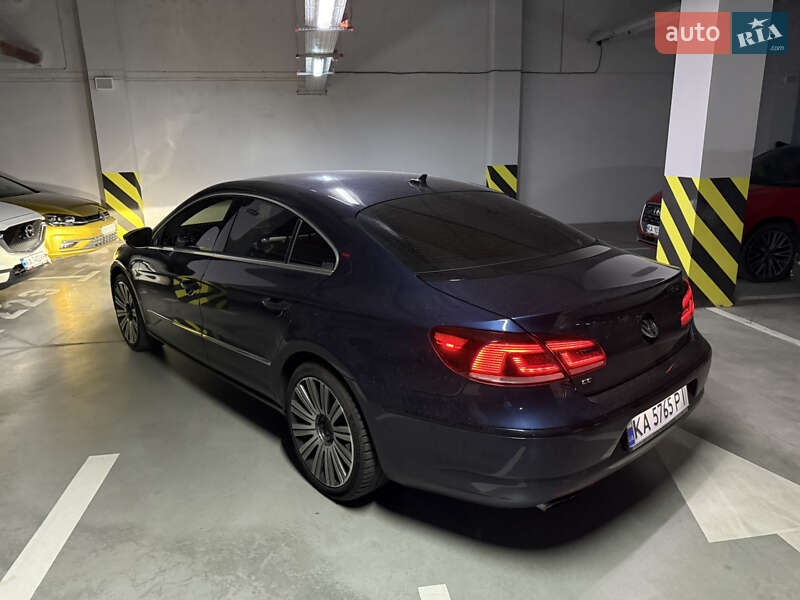 Купе Volkswagen CC / Passat CC 2016 в Києві