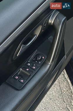 Купе Volkswagen CC / Passat CC 2010 в 