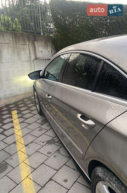Купе Volkswagen CC / Passat CC 2011 в 
