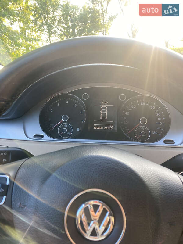 Купе Volkswagen CC / Passat CC 2012 в Борисполе