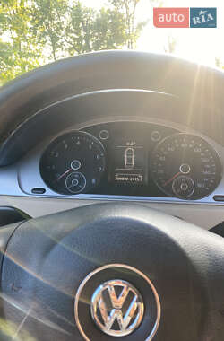 Купе Volkswagen CC / Passat CC 2012 в 