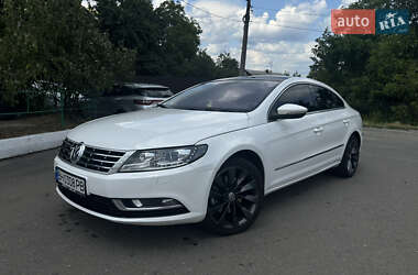 Купе Volkswagen CC / Passat CC 2014 в Киеве
