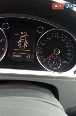 Купе Volkswagen CC / Passat CC 2010 в 