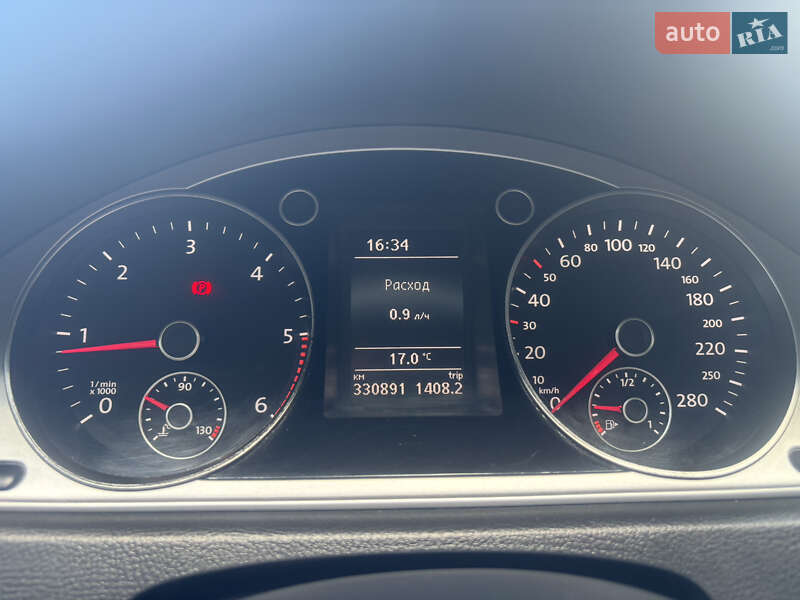 Купе Volkswagen CC / Passat CC 2011 в Киеве