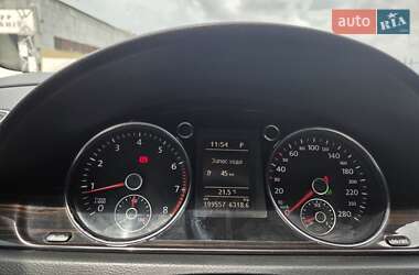 Купе Volkswagen CC / Passat CC 2013 в 