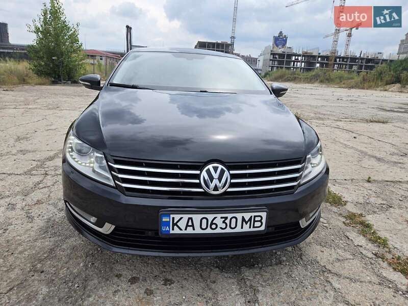 Купе Volkswagen CC / Passat CC 2013 в Києві