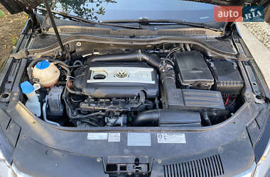 Купе Volkswagen CC / Passat CC 2012 в 