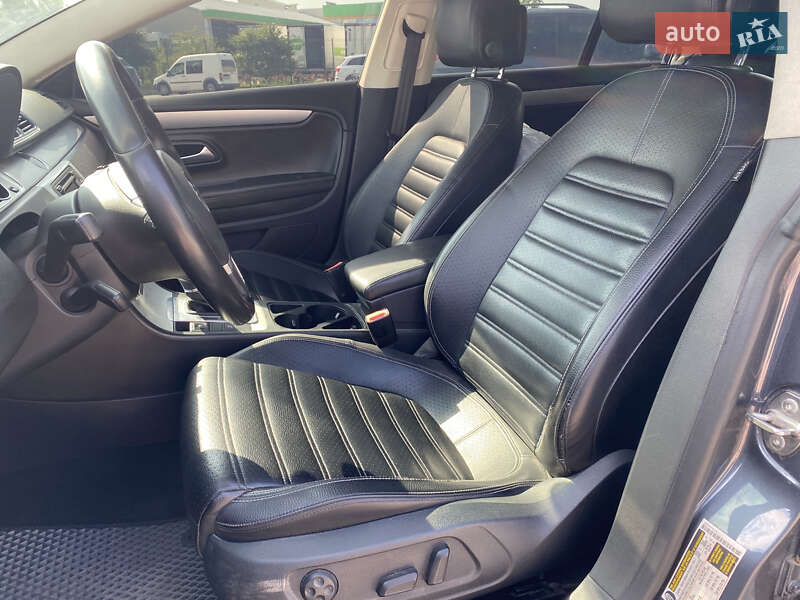 Купе Volkswagen CC / Passat CC 2013 в Львове