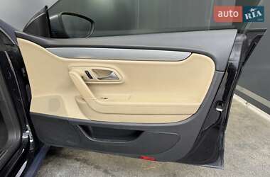 Купе Volkswagen CC / Passat CC 2013 в 