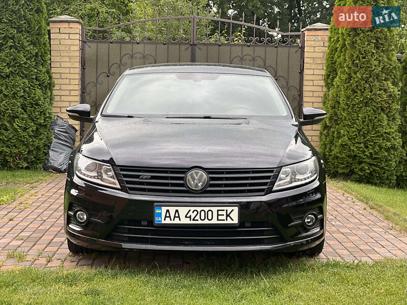 Купе Volkswagen CC / Passat CC 2014 в Киеве