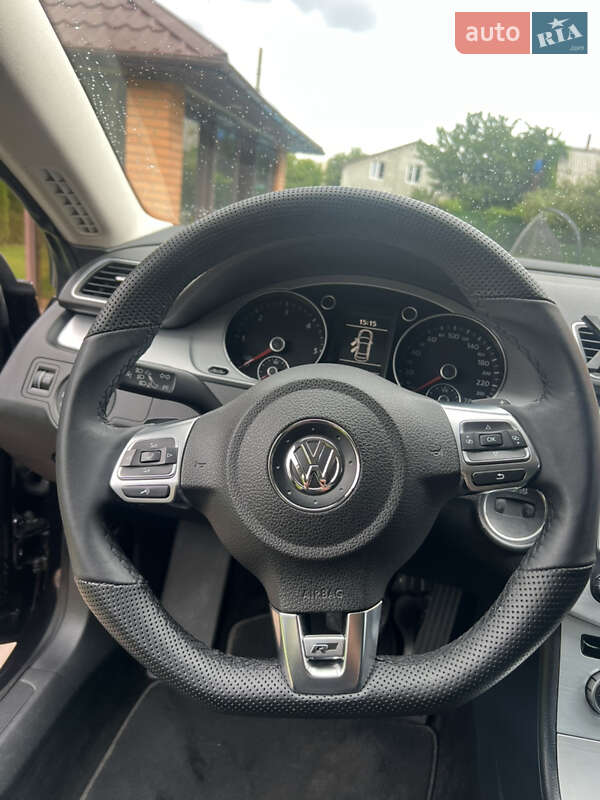 Купе Volkswagen CC / Passat CC 2014 в Киеве