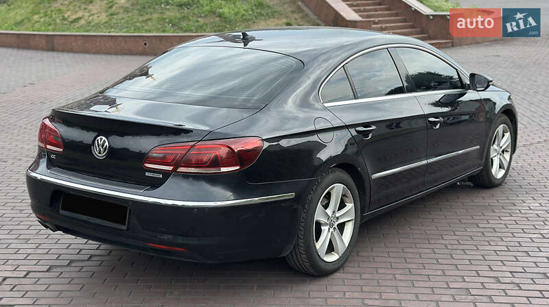 Купе Volkswagen CC / Passat CC 2012 в Дніпрі