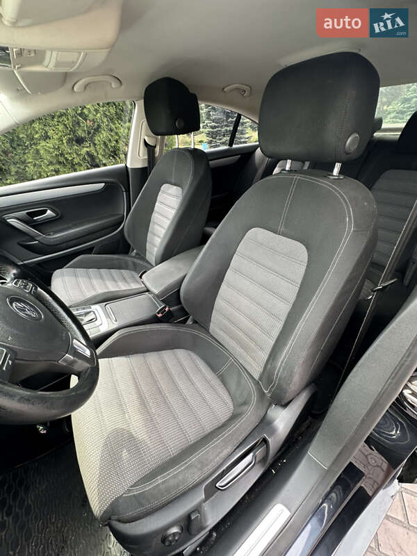 Купе Volkswagen CC / Passat CC 2012 в Дніпрі