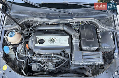 Купе Volkswagen CC / Passat CC 2012 в 