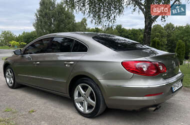 Купе Volkswagen CC / Passat CC 2008 в 