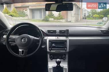 Купе Volkswagen CC / Passat CC 2008 в 