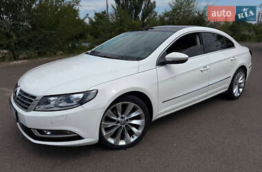 Купе Volkswagen CC / Passat CC 2012 в 