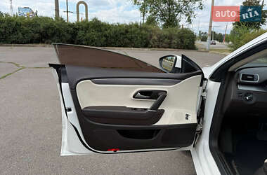 Купе Volkswagen CC / Passat CC 2012 в 
