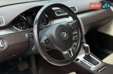 Купе Volkswagen CC / Passat CC 2012 в 