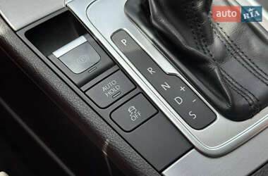 Купе Volkswagen CC / Passat CC 2012 в 
