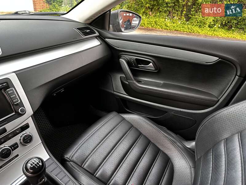 Купе Volkswagen CC / Passat CC 2012 в Житомире