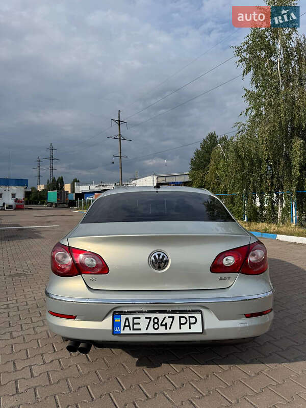 Купе Volkswagen CC / Passat CC 2011 в Киеве