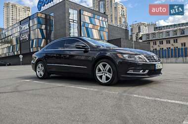 Купе Volkswagen CC / Passat CC 2014 в Киеве
