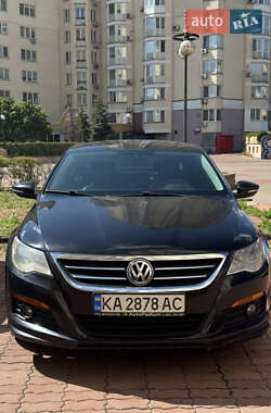 Купе Volkswagen CC / Passat CC 2011 в Києві