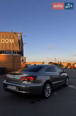 Купе Volkswagen CC / Passat CC 2015 в 