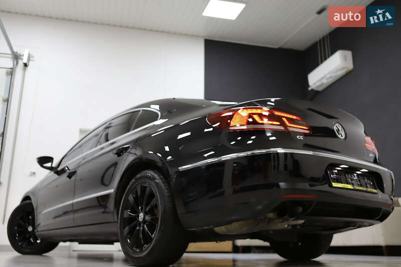 Купе Volkswagen CC / Passat CC 2012 в Дрогобичі