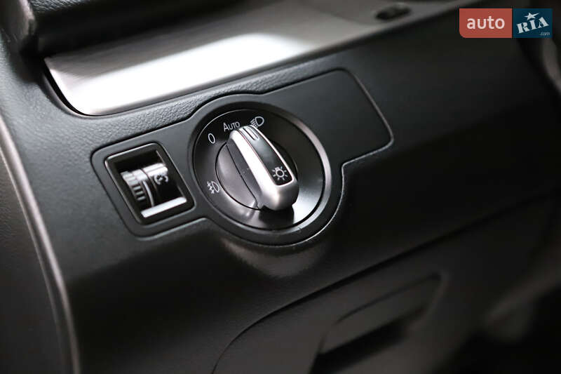 Купе Volkswagen CC / Passat CC 2012 в Дрогобичі