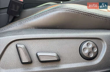 Купе Volkswagen CC / Passat CC 2012 в 