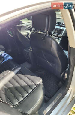 Купе Volkswagen CC / Passat CC 2012 в 