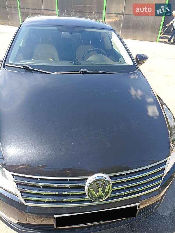 Купе Volkswagen CC / Passat CC 2012 в Сумах