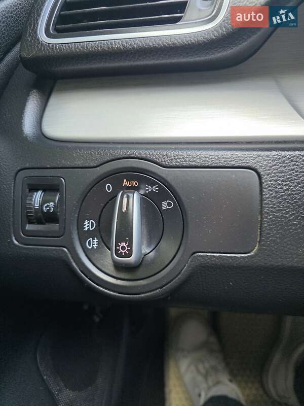 Купе Volkswagen CC / Passat CC 2012 в Умани