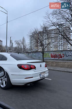 Купе Volkswagen CC / Passat CC 2011 в 