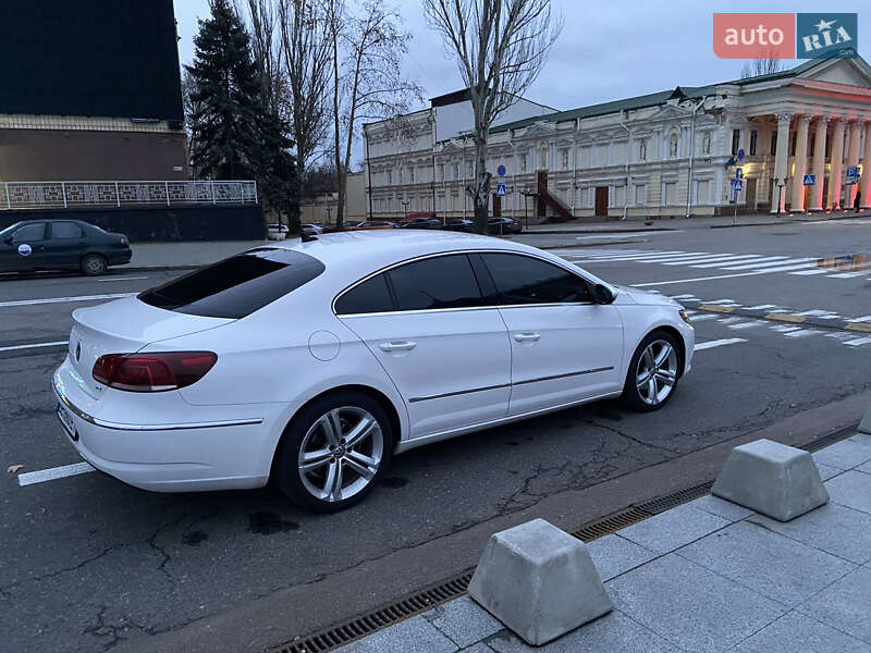 Купе Volkswagen CC / Passat CC 2012 в Миколаєві