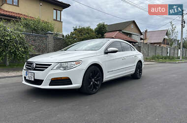 Купе Volkswagen CC / Passat CC 2011 в Києві