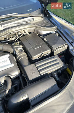 Купе Volkswagen CC / Passat CC 2012 в 