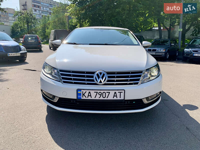 Купе Volkswagen CC / Passat CC 2012 в Киеве