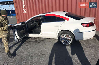 Седан Volkswagen CC / Passat CC 2013 в 