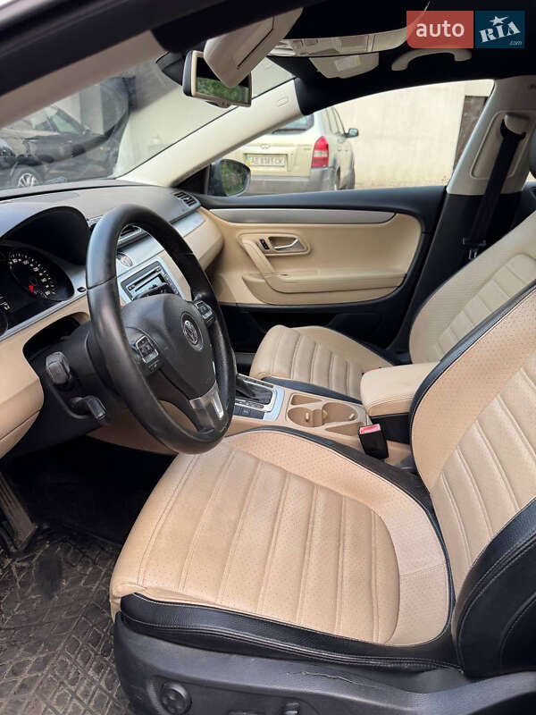 Купе Volkswagen CC / Passat CC 2012 в Павлограде