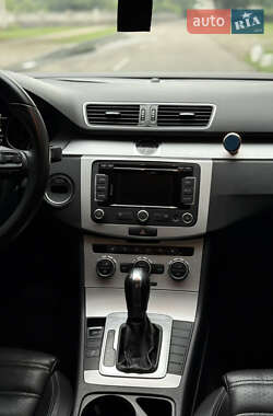 Купе Volkswagen CC / Passat CC 2013 в 