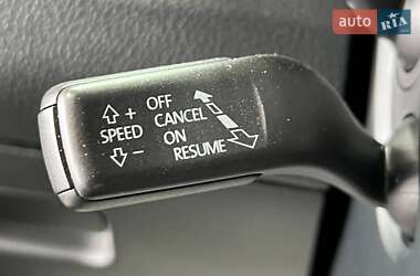 Купе Volkswagen CC / Passat CC 2013 в 