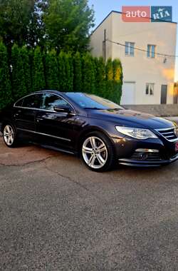 Купе Volkswagen CC / Passat CC 2011 в Києві