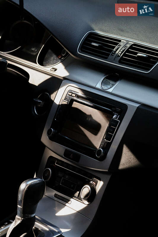 Купе Volkswagen CC / Passat CC 2012 в Павлограде