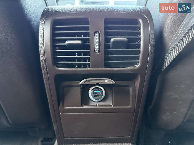 Купе Volkswagen CC / Passat CC 2012 в Киеве