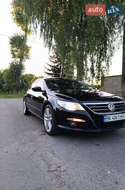 Купе Volkswagen CC / Passat CC 2010 в Бердичеві