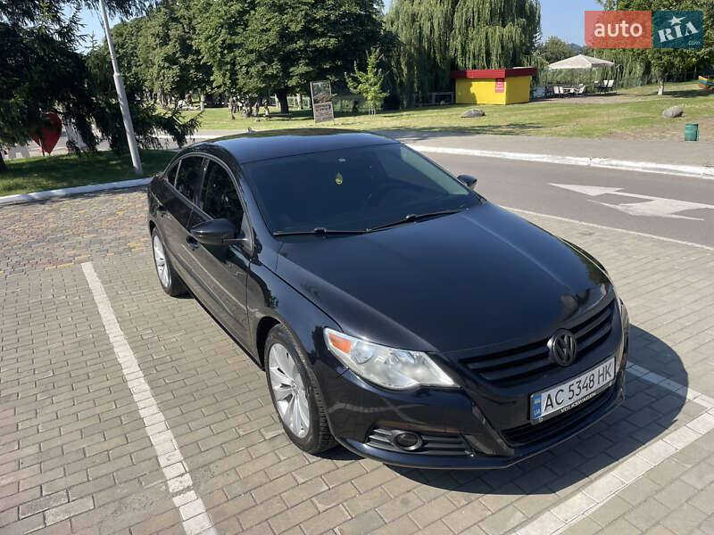 Купе Volkswagen CC / Passat CC 2010 в Луцьку
