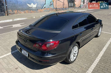 Купе Volkswagen CC / Passat CC 2010 в 